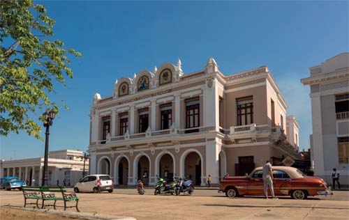 Teatro Tomás Terry, un templo de las artes en Cuba