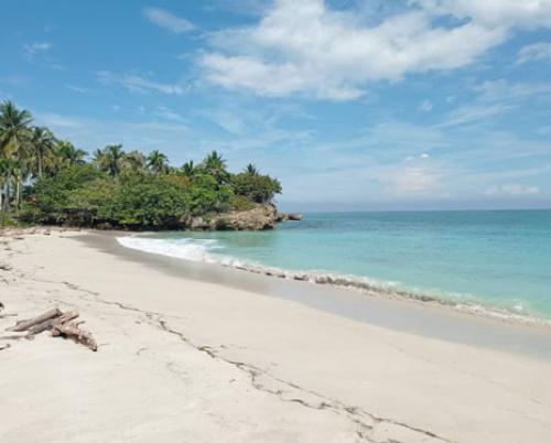 Baracoa beaches, with the charm of the inland