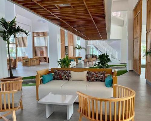 Cuban tour operators and travel agents visit new Meliá Hotel in Varadero
