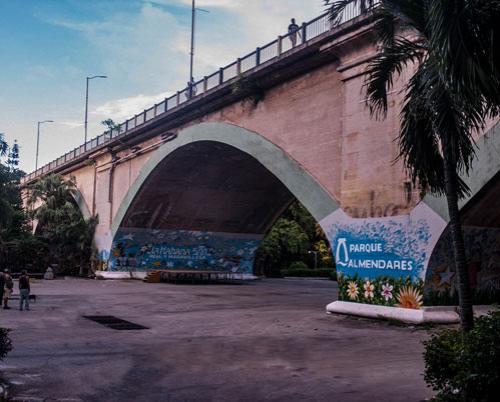 A novelty in its time: the Almendares bridge